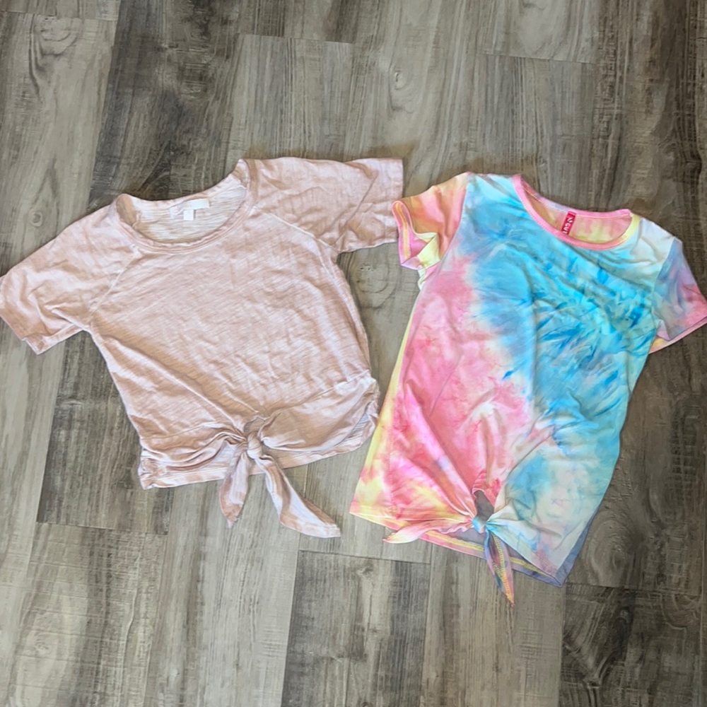 2 Girls Tops.
